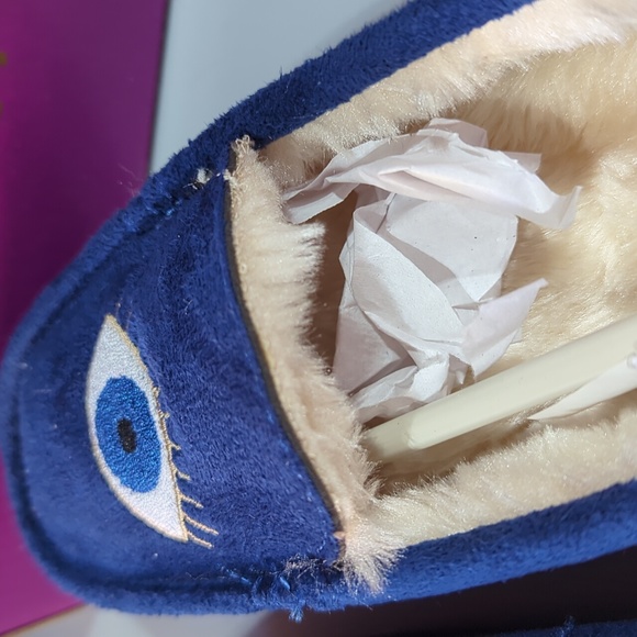 Brand new blue flats - Picture 4 of 4